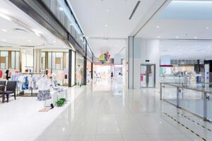Greenlite Explains: How will the phase-out of halogen lamps affect your retail business?