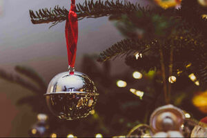 It’s Christmas time - so let’s use perfect lighting to avoid stress & burnout